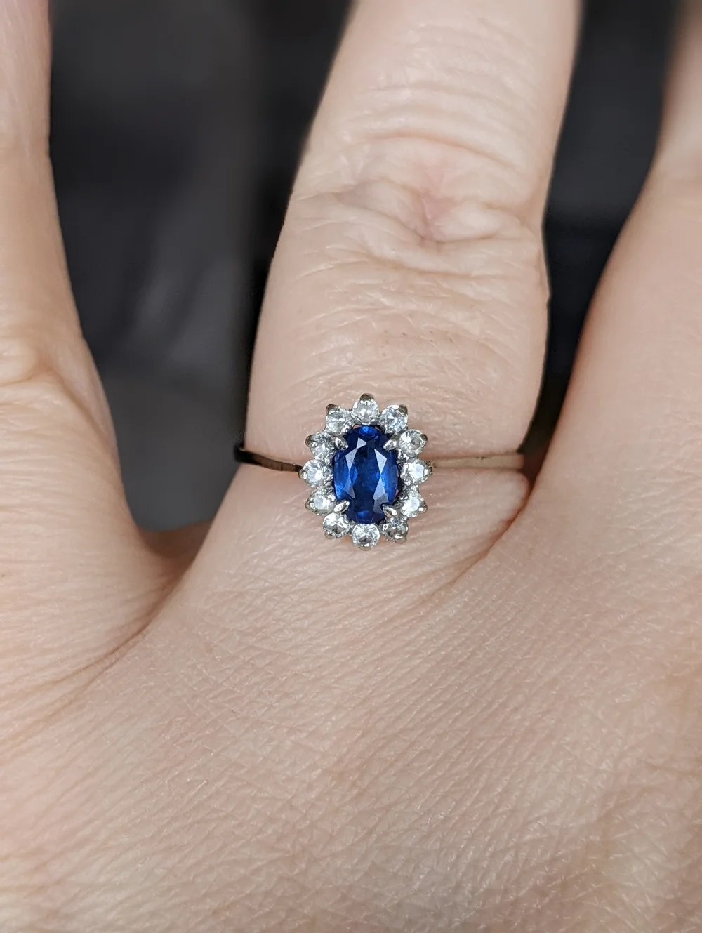 18K White Gold Blue Sapphire Ring With White Sapphire Halo - Picture 5 of 16